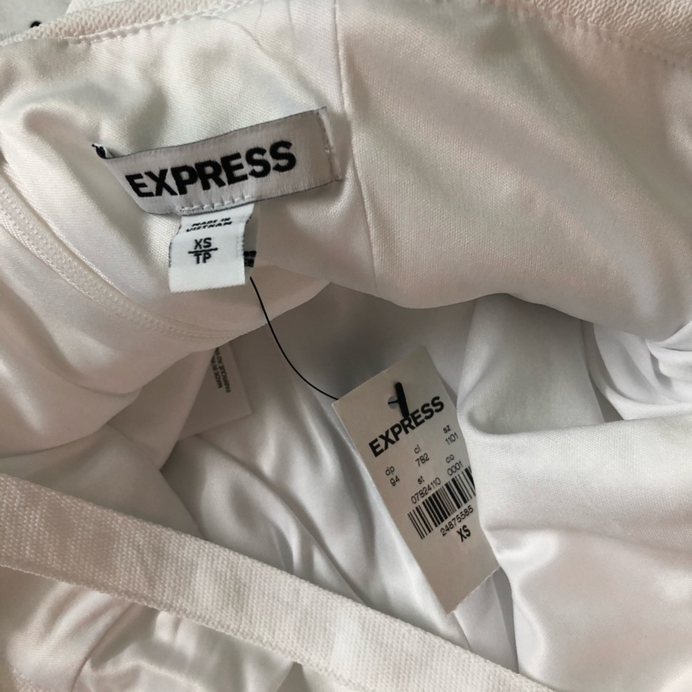 Express White Ruffle Romper - Picture 6 of 7